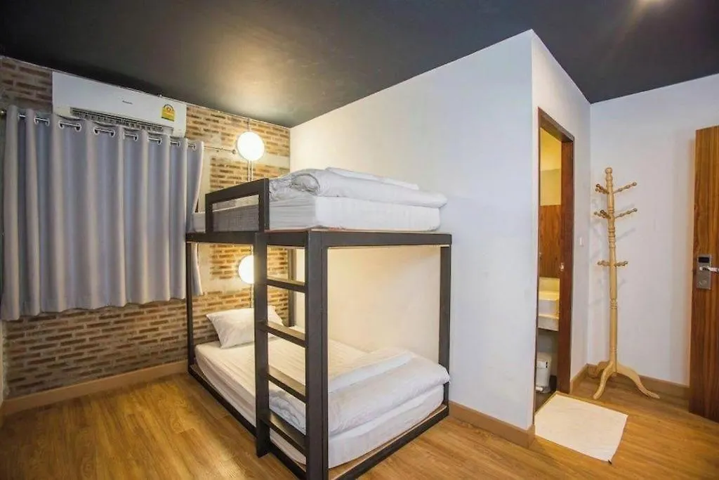 Give Me 5 Hostel-1